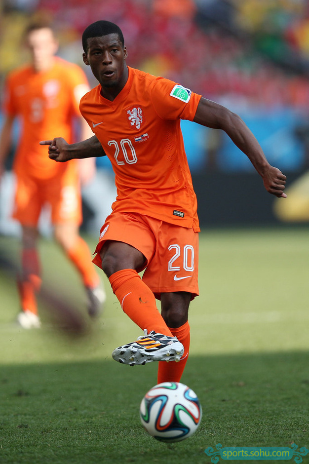 开云体育中国-关于智利轻取波兰，罗本一己之力扛起全队的信息