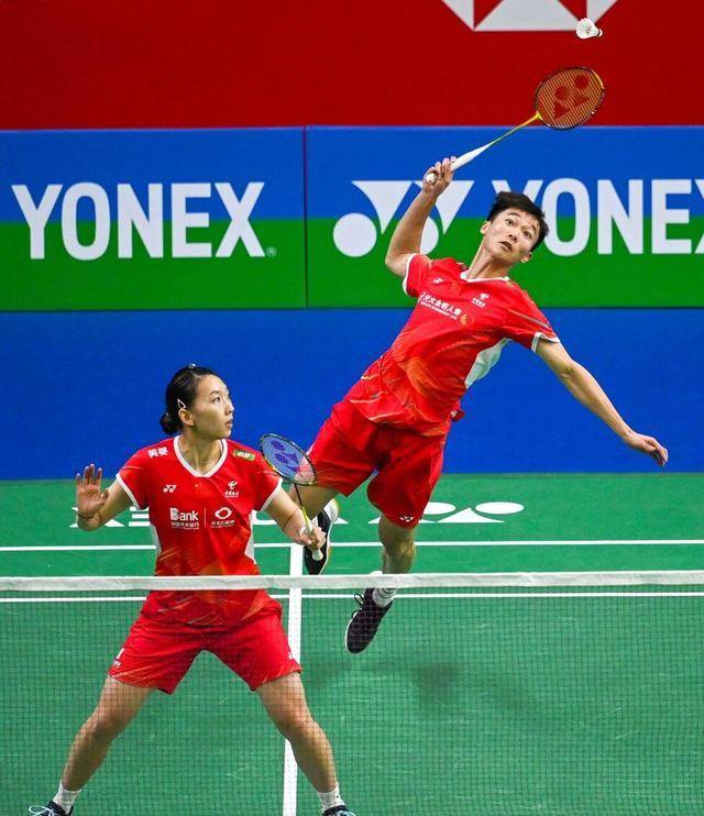 法国队逆转马来西亚队，辛杜扛起全队