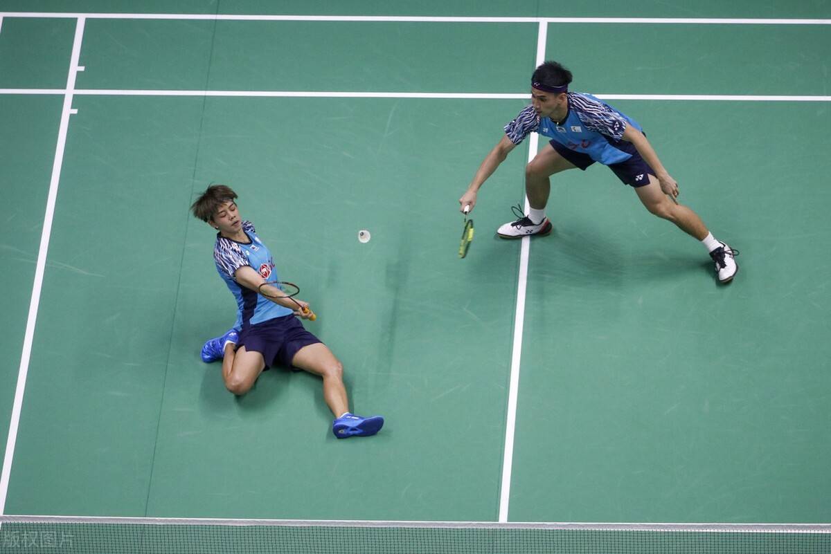 印度队轻取日本队，黄鸭组合统治全场