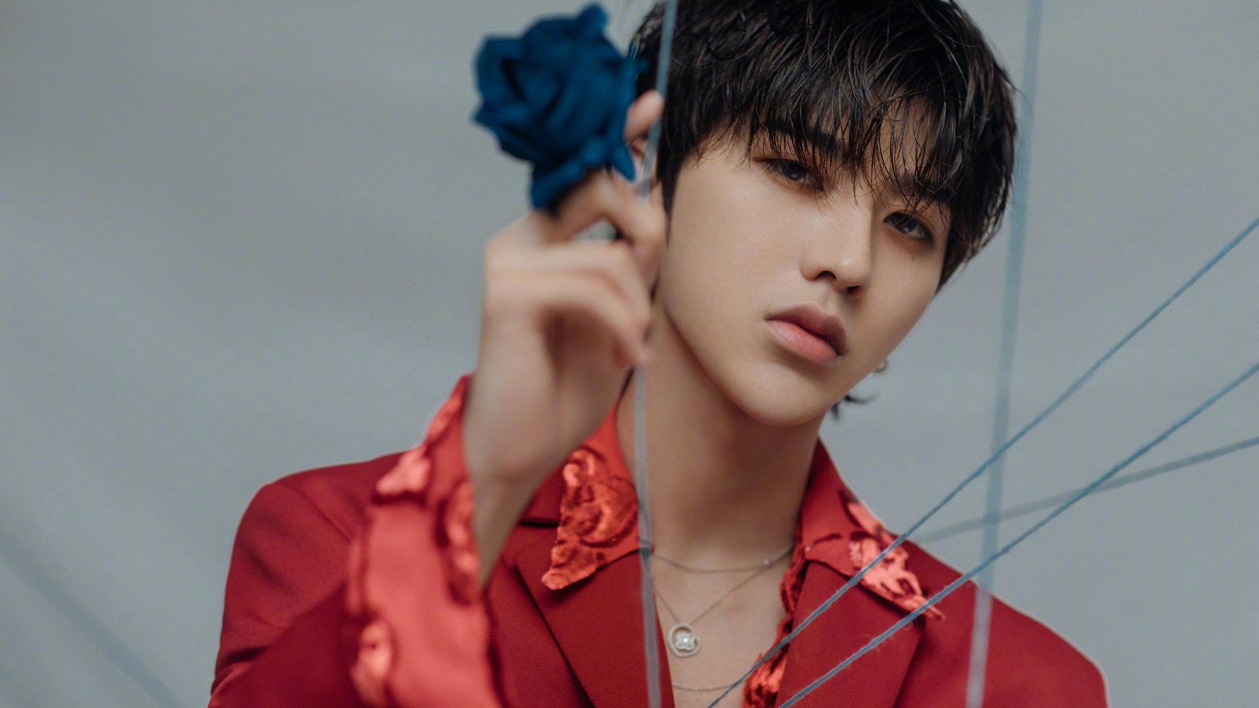 跨越重洋的对决，库里三分风暴席卷赛场，步行者力克坚韧青岛队