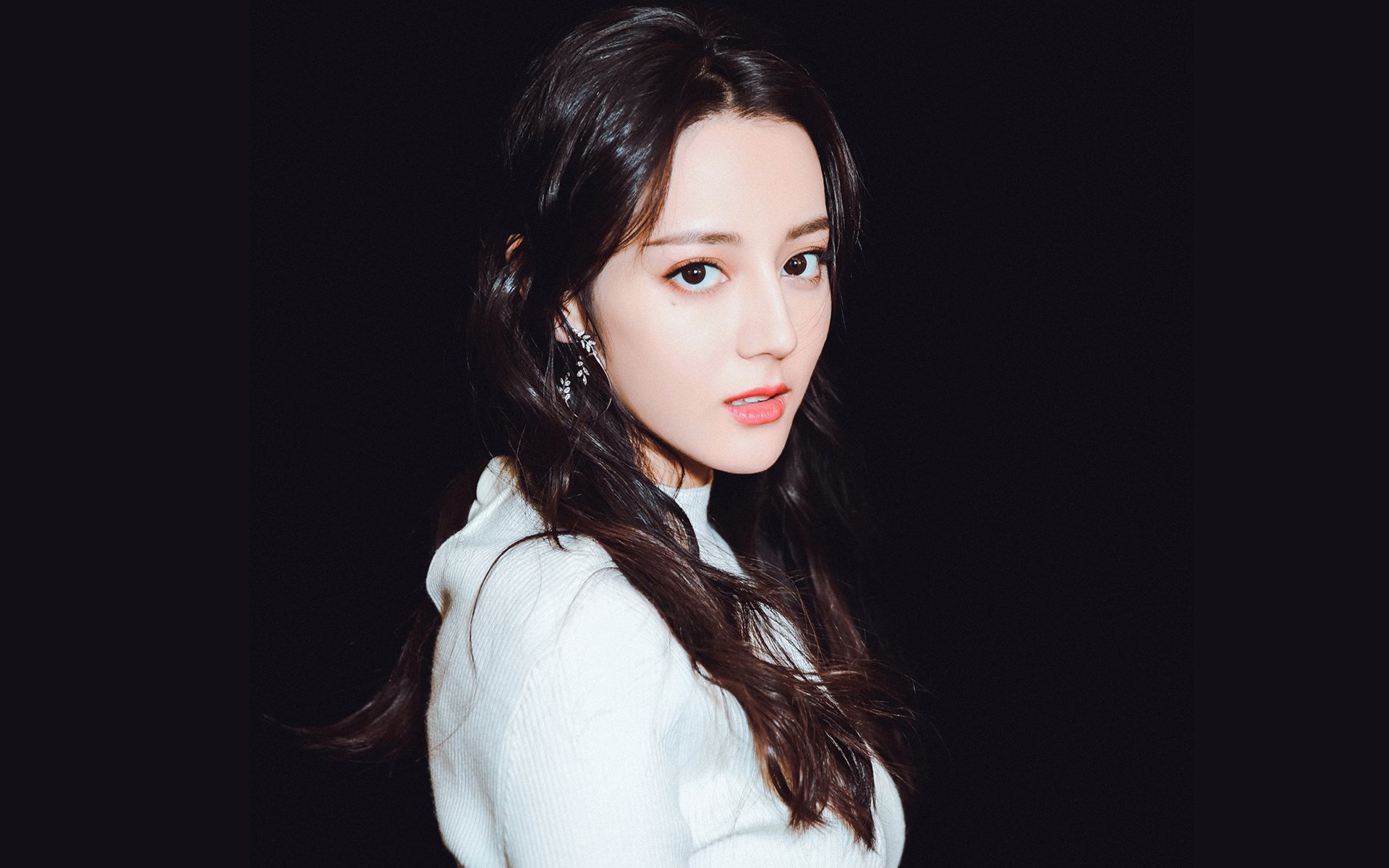 开云体育入口-纪念碑，武切维奇与那个被永久拓印的夜晚