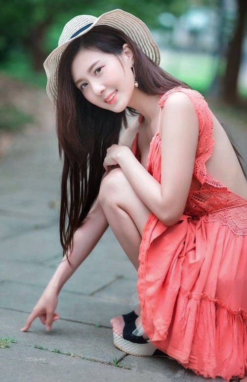 虚幻对决与真实节奏,厄德高如何同时掌控威尔士与里昂?