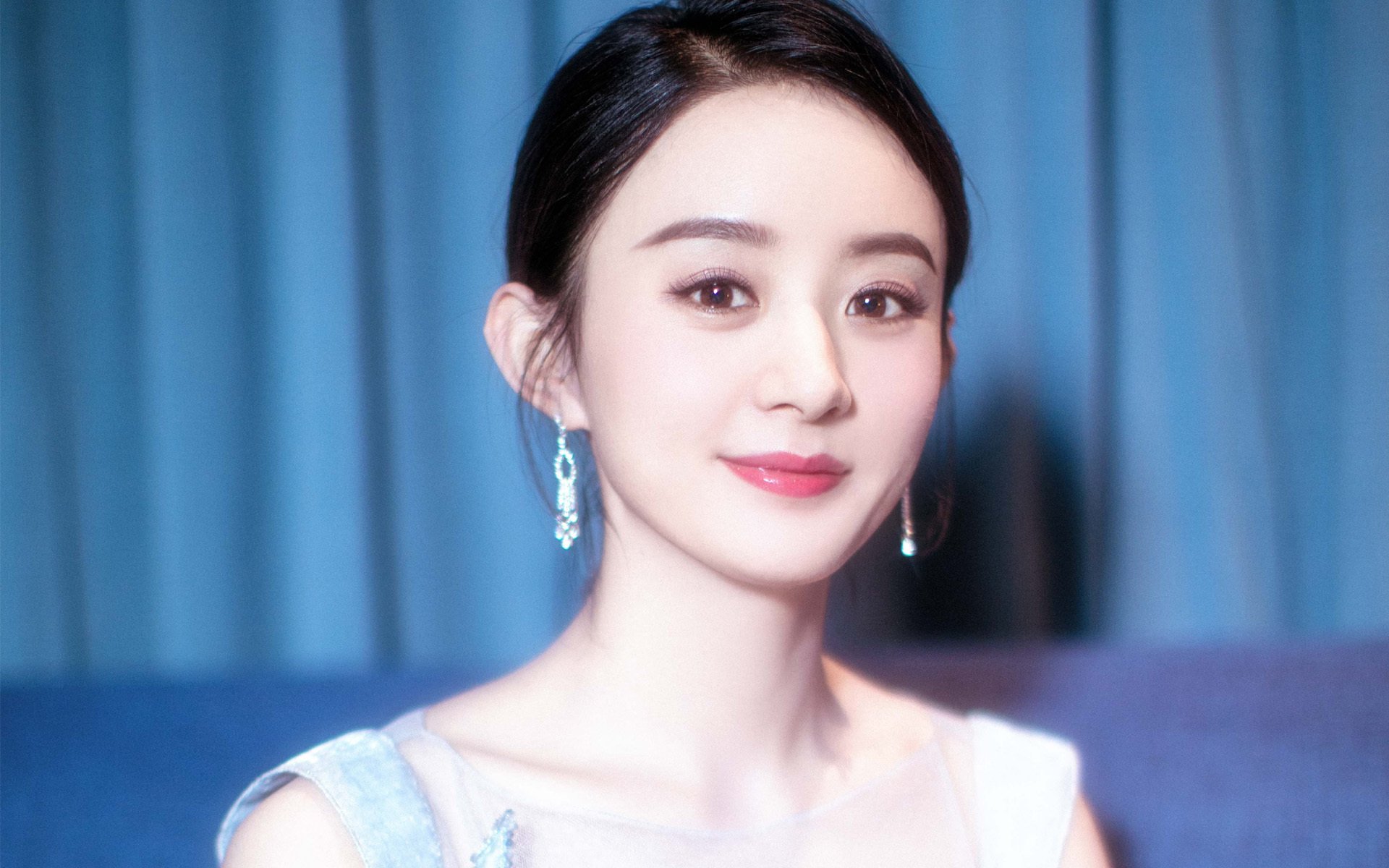 开云体育app-当绿茵场征服硬木地板，加维的跨界神迹与体育宇宙的裂缝