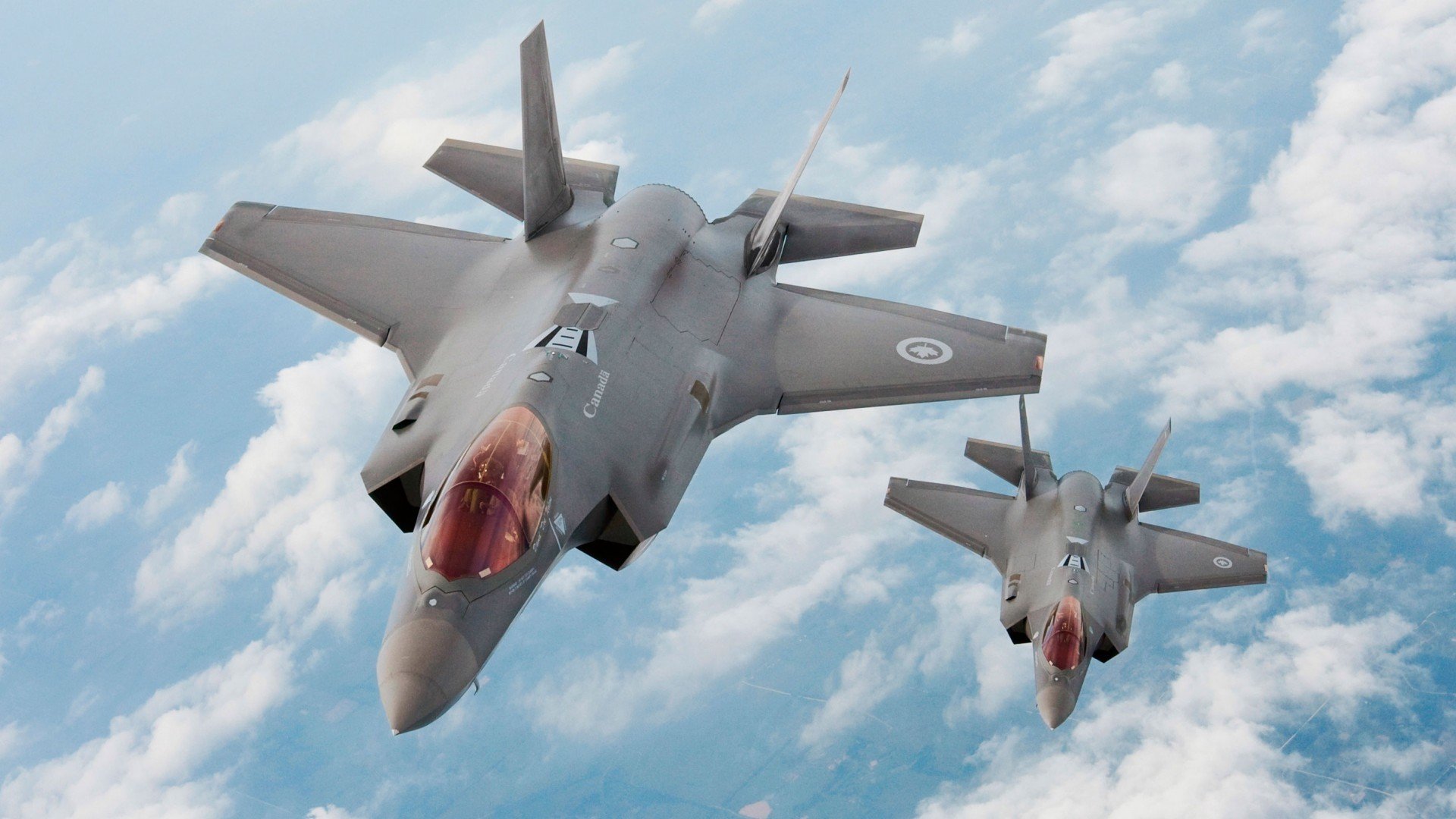 落后20分的悬崖边,是谁用钢与火的艺术,将黄蜂之刺锻造成了废铁?